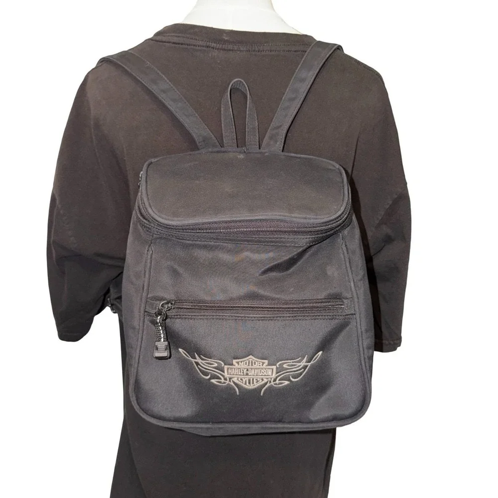 Vintage y2k Harley-Davidson mini backpack with HD logo. black